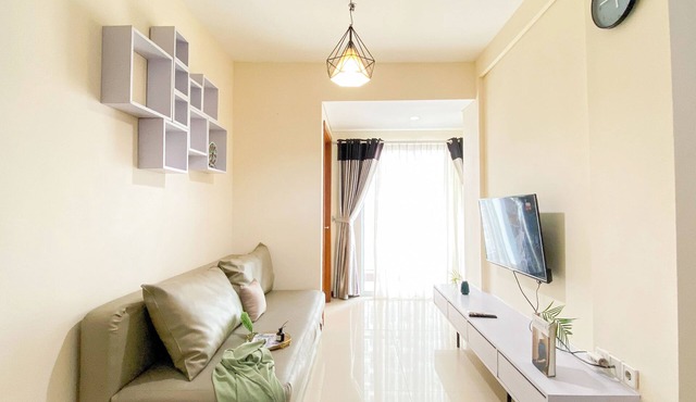 Cozy Living 2Br Apartment At Green Bay Condominium