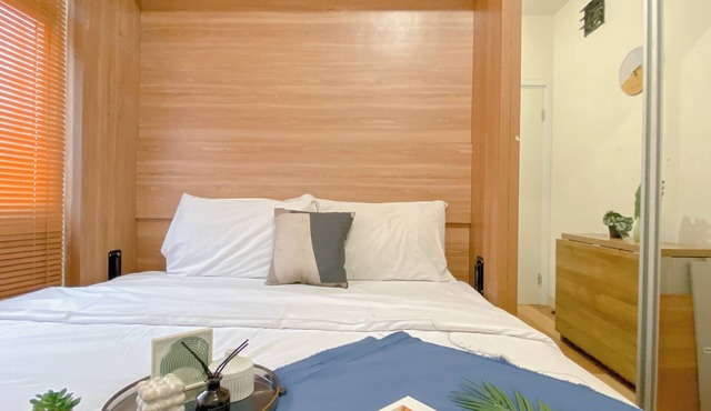 Cozy Living 2Br At Green Pramuka City Apartment