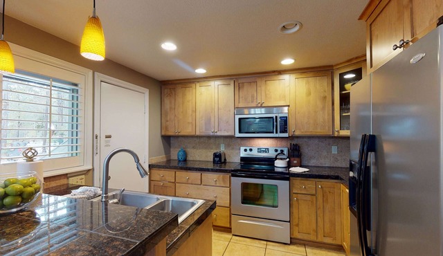 Cozy Lodge Condo with A/C, BBQ & Steps Away From Spa