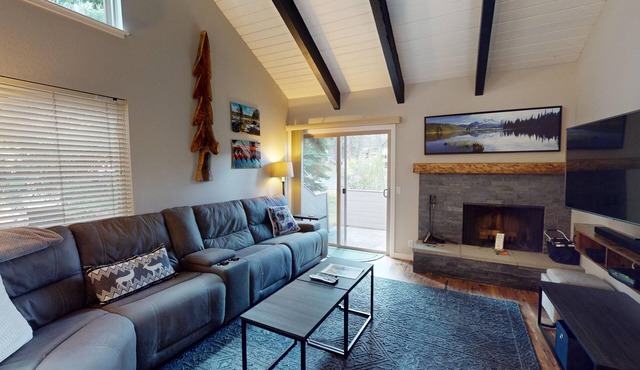 Cozy Lodge Condo with A/C, Fireplace & BBQ