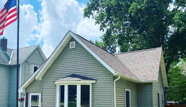 Cozy Lodge Theme Home in Beautiful Hudson, WI