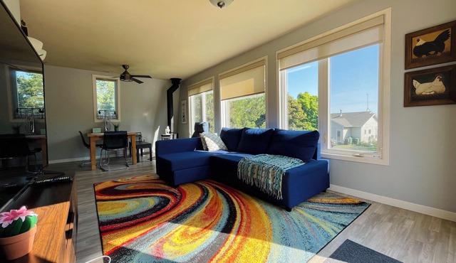 Cozy loft apartment at ocean and river with water access. Pet friendly!