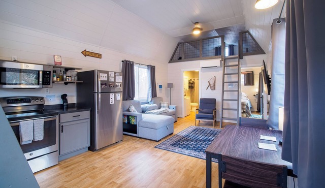 Cozy Lofted Cabin #2 at Cataract Lake Getaway