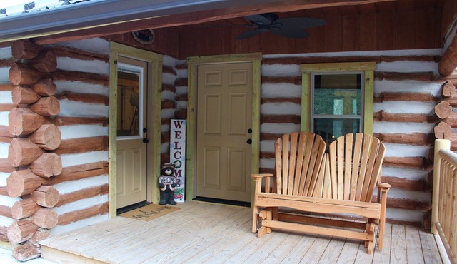 Cozy Log Cabin in the Heart of Smoke Hole Canyon Overlooking South Branch River.