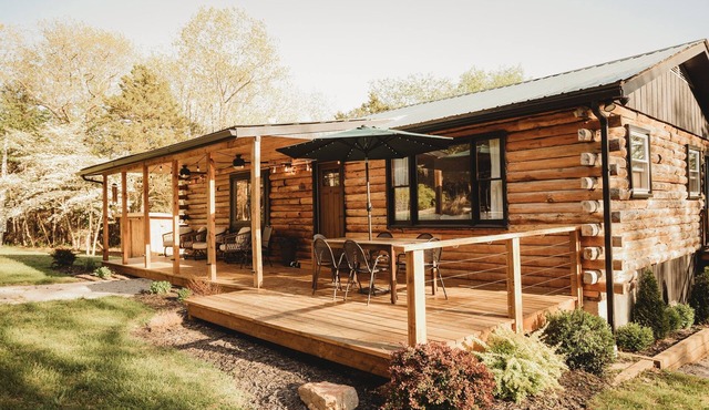 Cozy Log Cabin | Indoor Fireplace & Pet-Friendly