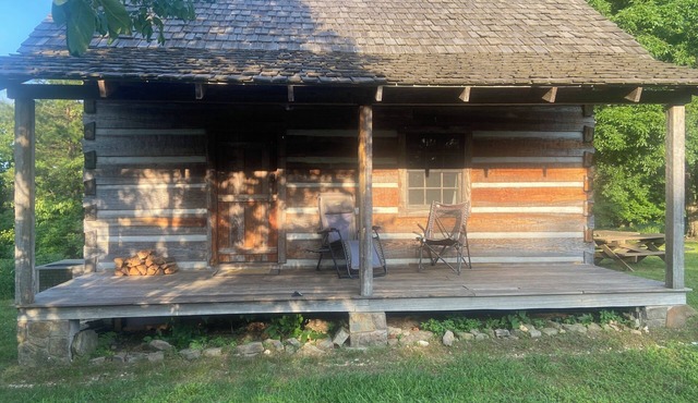 Cozy Log Cabin Near Buffalo River