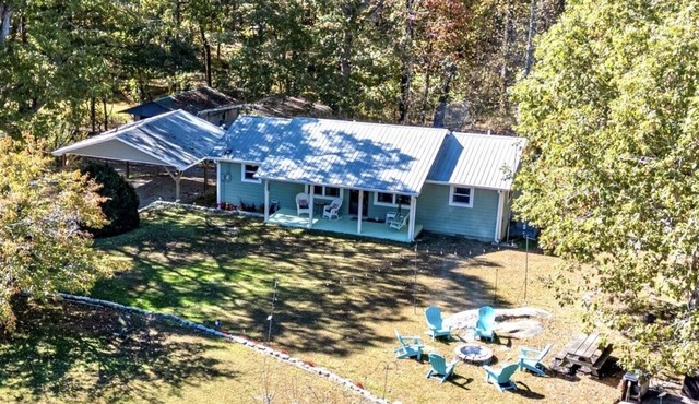 “Cozy Lookout Mountain Retreat - Near Cloudland Canyon & Rock City Lights”