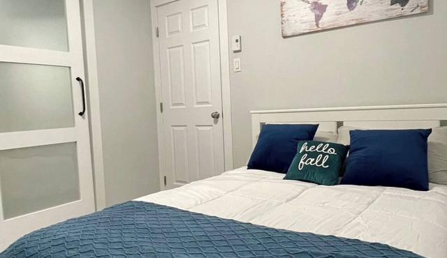 Cozy Lovy 3 bed Downtown Montreal