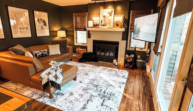 Cozy Lux Condo at Wintergreen Resort