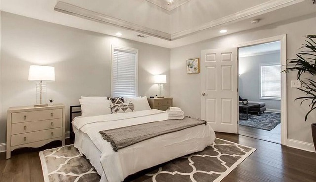 Cozy, Lux Roaring 20s Home in Historic Neighborhood