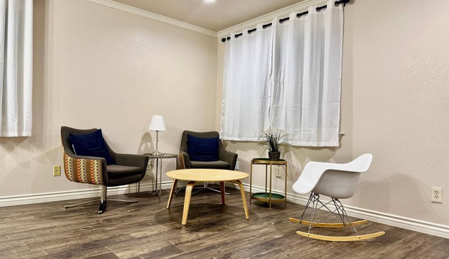 Cozy Luxury 4bed townhomes in Oakland close to SF and Berkeley.