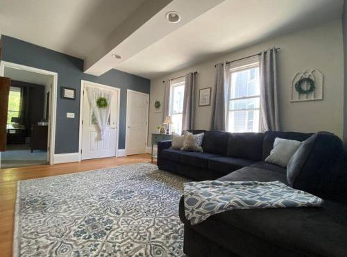 Cozy Main Street Flat