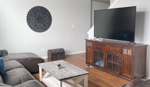 Cozy Manteno Townhome