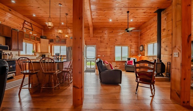 Cozy Maple Farm Lodge in the Finger Lakes. Close to wine trails & skiing