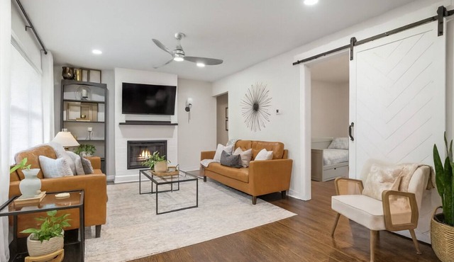 Cozy Marietta Ranch Retreat with Fenced Backyard, 4 bed, 3 bath