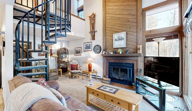 Cozy McCall Condo With Deck and Wood Fireplace