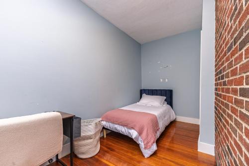 Cozy Medford Home Boston