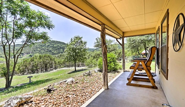 Cozy Medina Cottages with Patio and Mountain Views!