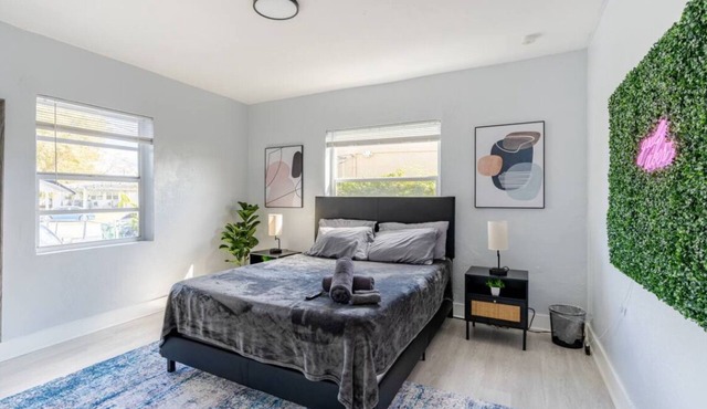COZY MIAMI HOME NEAR DOWNTOWN/WYNWOOD/DESIGN DISTRIC