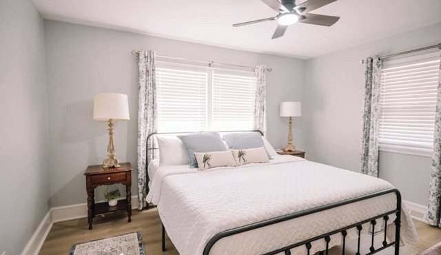Cozy midtown 3 bedroom/1 bath