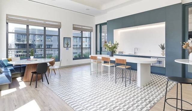 Cozy & Minimalist Alcove Studio 10 minutes from Manhattan