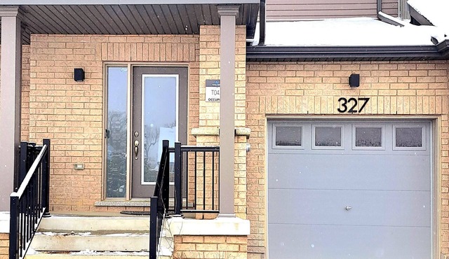 Cozy, minutes from Wasaga & The Blue Mountains!