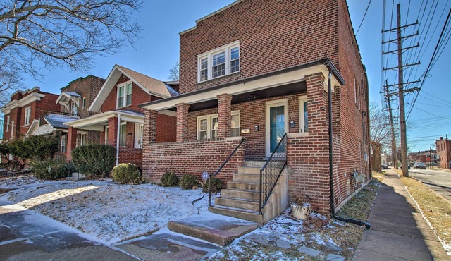 Cozy Missouri Apartment < 10 Mi to the Arch!