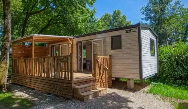 Cozy mobile home for 4 guests