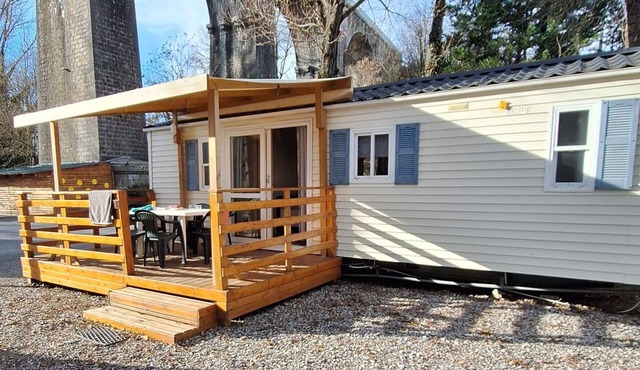 Cozy Mobile-Home with Terrace & Garden