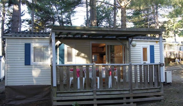 Cozy mobile home with terrace in Sournia