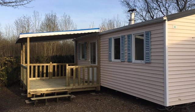 Cozy mobile home with terrace