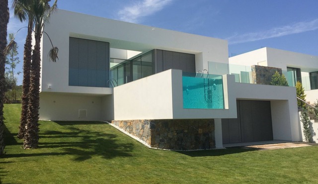 Cozy modern villa in Las Colinas Golf Course, Limonero 17