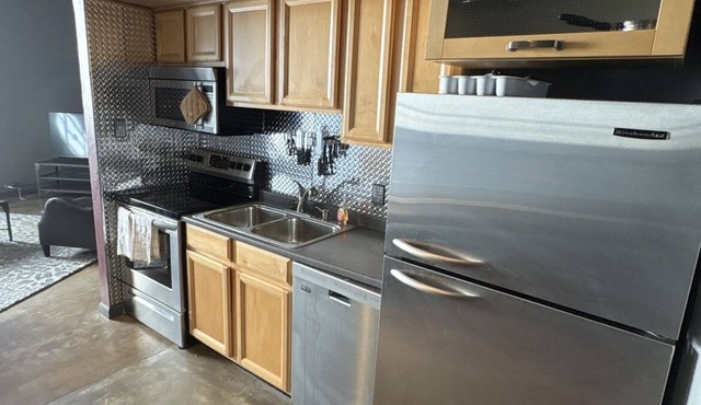 Cozy modern 1-bedroom loft in down town Dallas deep ellum