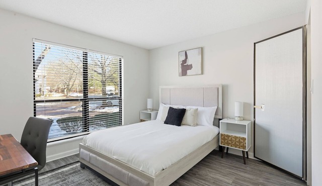 Cozy Modern 1BR at The Taylor
