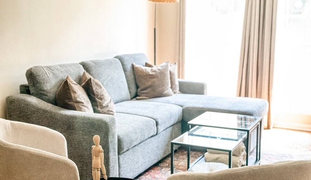 Cozy Modern 2BR Home | Patio & Pet-Friendly