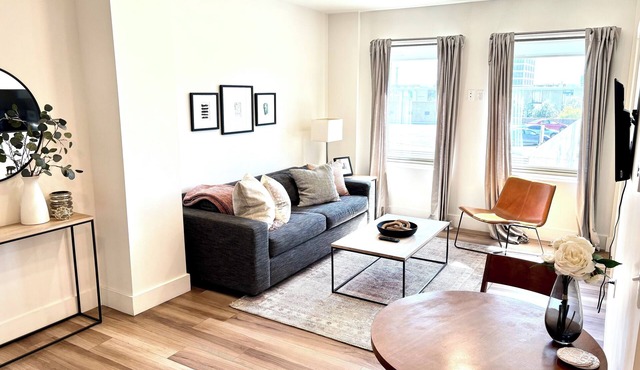 Cozy Modern Apt Downtown Tulsa-Gym Access