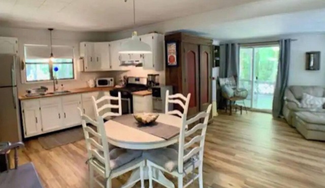 Cozy, Modern Camp nestled near Audra State park.