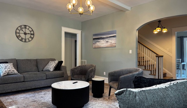 Cozy Modern Farmhouse Getaway