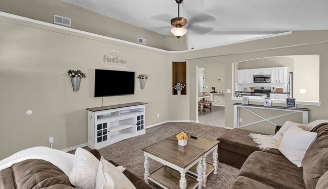 Cozy Modern Farmhouse Nestled In a Quite Suburb