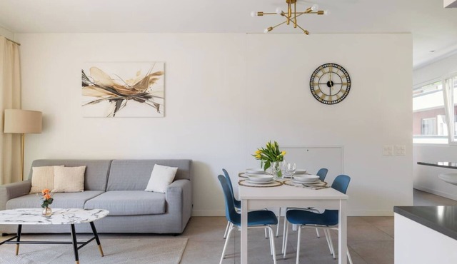 Cozy & Modern Flat for 6 people/Free Parking