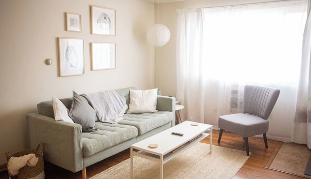 Cozy Modern Garden Flat