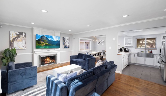 Cozy Modern Home - Close to Beach/Disney