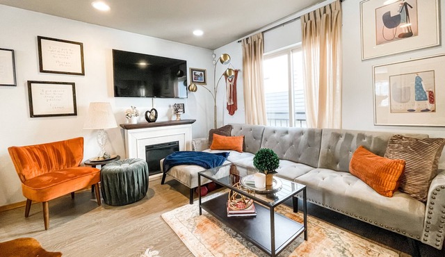 Cozy, modern home, located in West Seattle