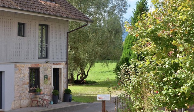 Cozy Modern Loft near Swiss Border with Easy Basel Access