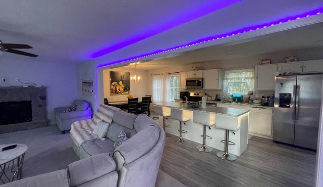 Cozy & Modern Pocono Escape – Near Lakes, Fireplace & Game Night Ready!