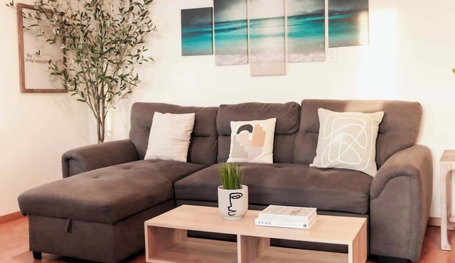 Cozy Modern Suite with Oceanview