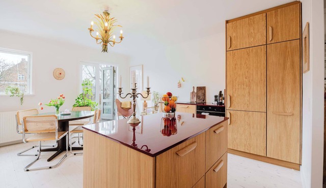 Cozy Modern Unit with Garden