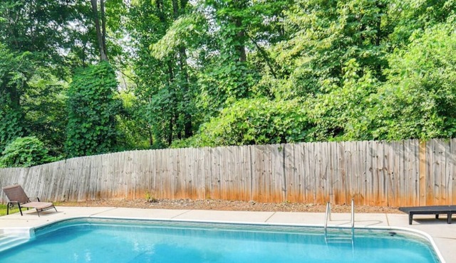 Cozy Monroe Villa Getaway-Poolside Fun & Pet-Friendly!