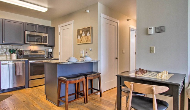 Cozy Montana Condo w/Walk to Big Sky Resort!