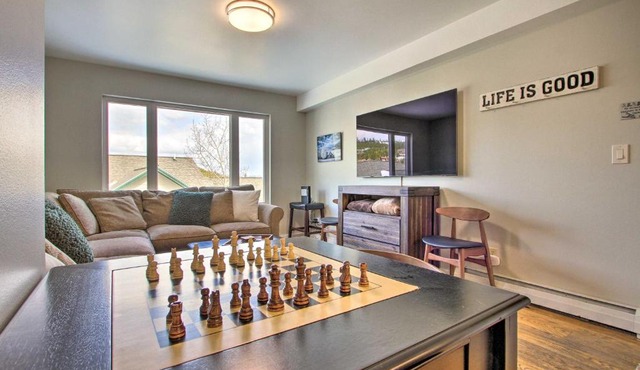 Cozy Montana Condo with Walk to Big Sky Resort!
